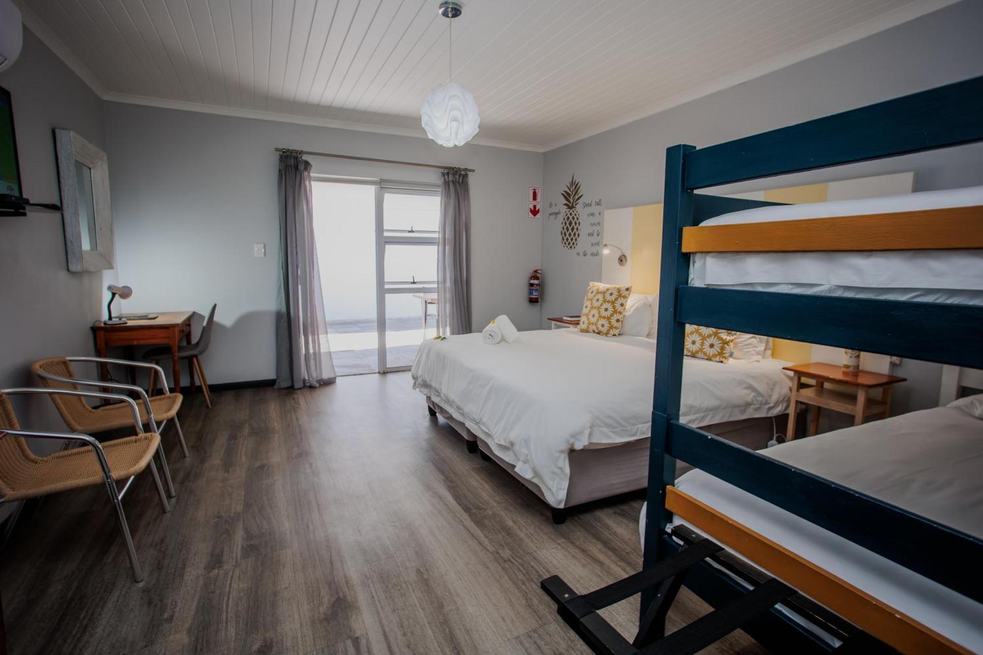 Aan De Eike Guest House Свелендам Екстер'єр фото